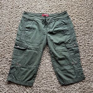 UNIONBAY Olive Cargo Shorts/Capris